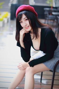 美谷朱里